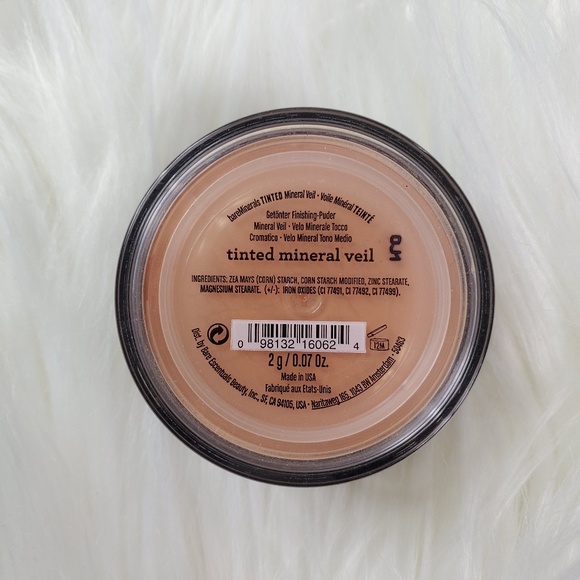 bareMinerals Other - bareMinerals Tinted Mineral Veil Loose Powder